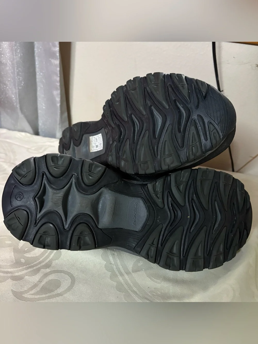Skechers durable black