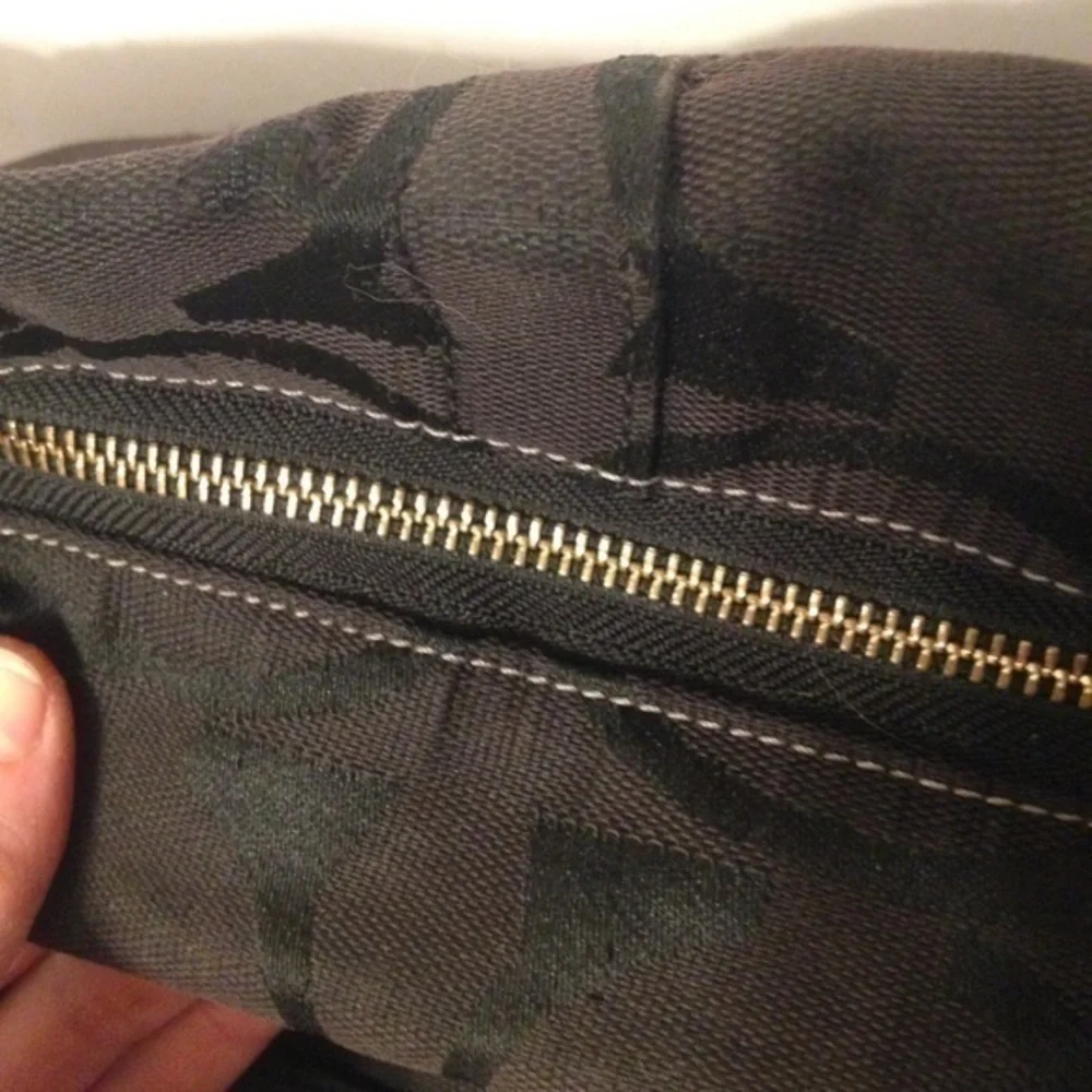 N/A tote tlc