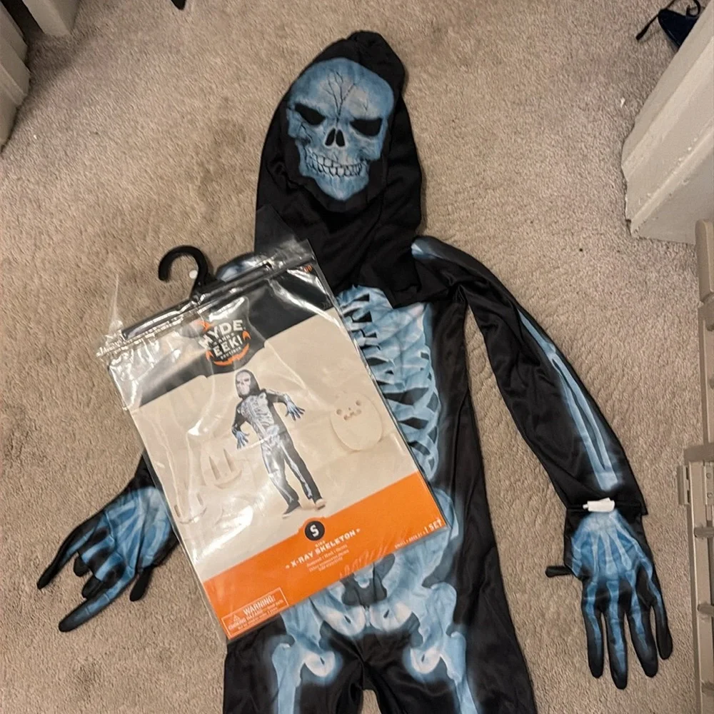 Skeleton Halloween costume