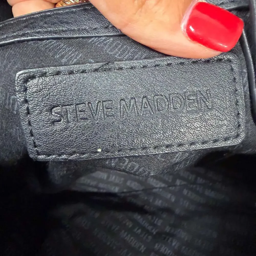 Steve Madden steve madden