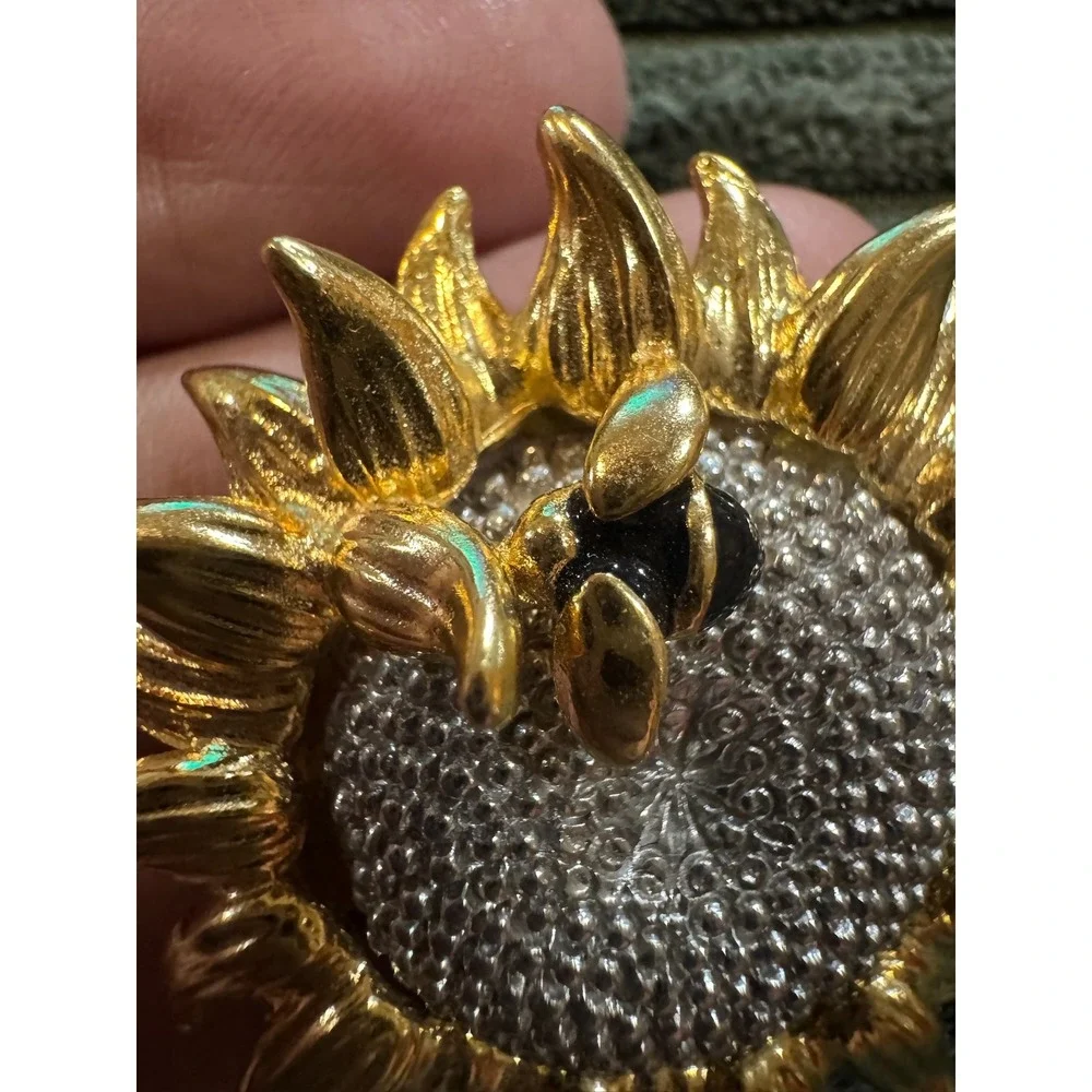 Liz Claibourne Gold Sunflower‎ Brooch Pin with Bee Rhinestone Center