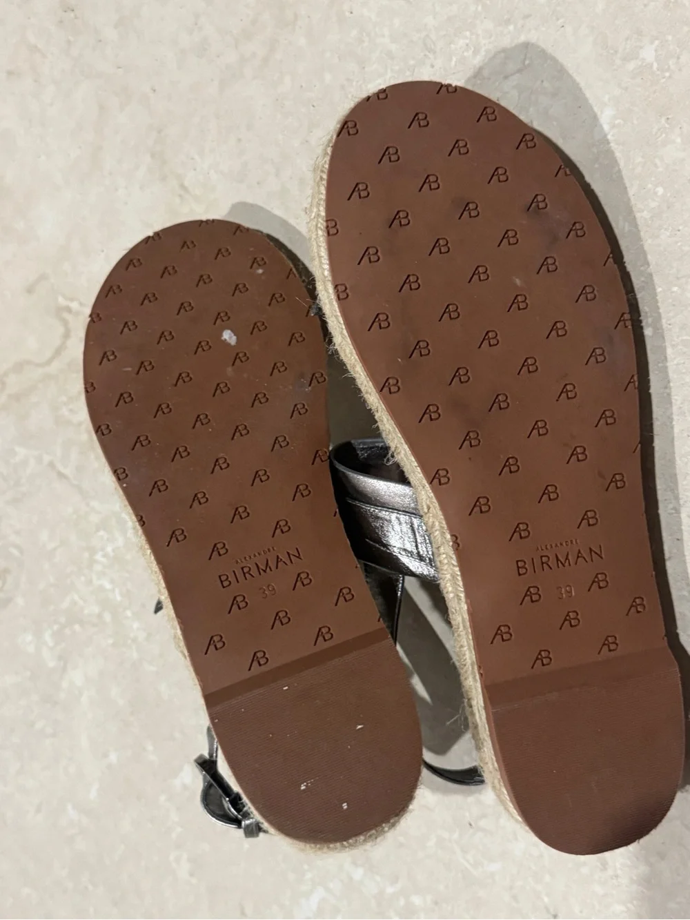 Alexandre Birman sole adjustability
