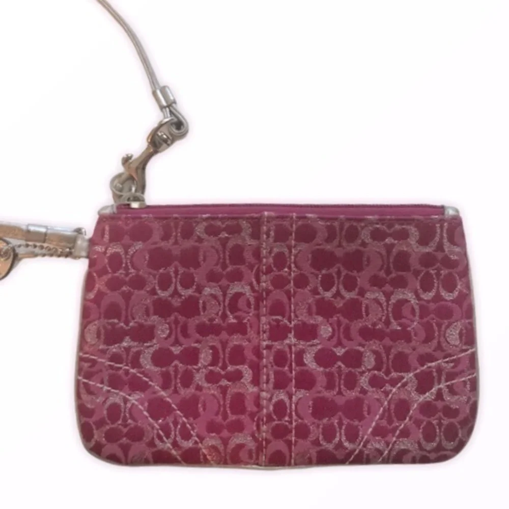 COACH vintage y2k pink silver optic wristlet