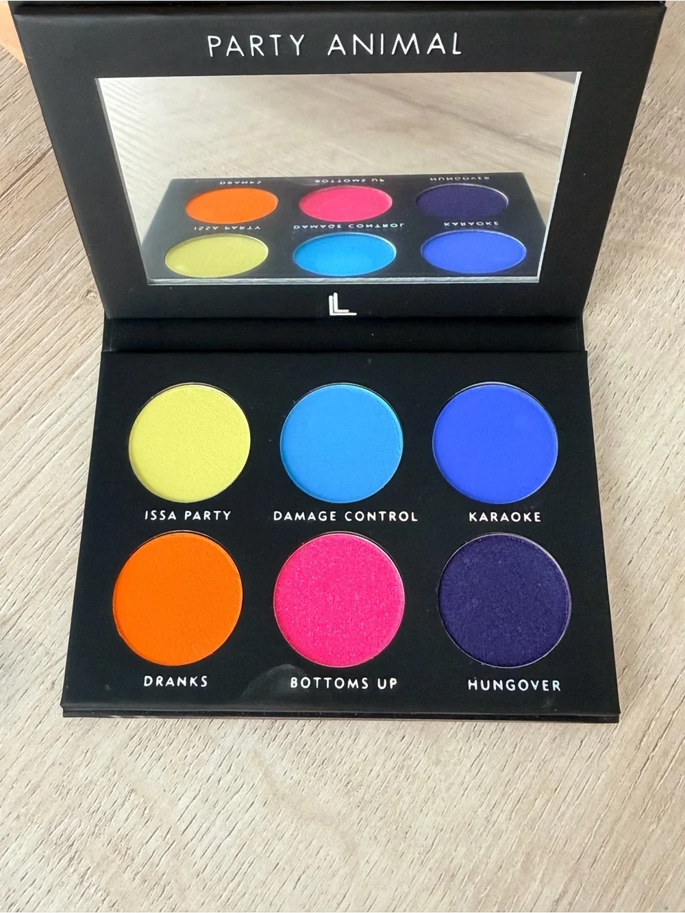 N/A vivid palette