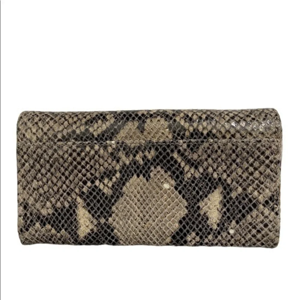 Michael kors snakeskin embossed wallet