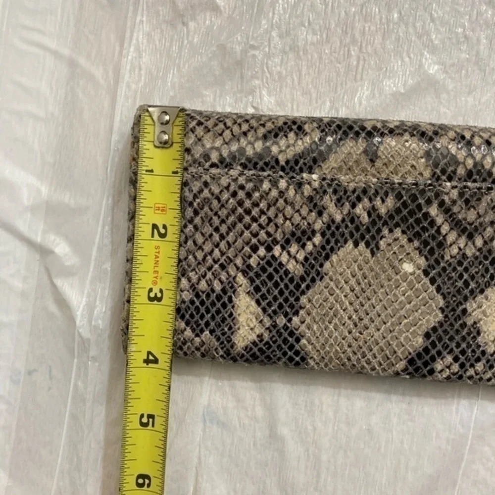 Michael kors snakeskin embossed wallet