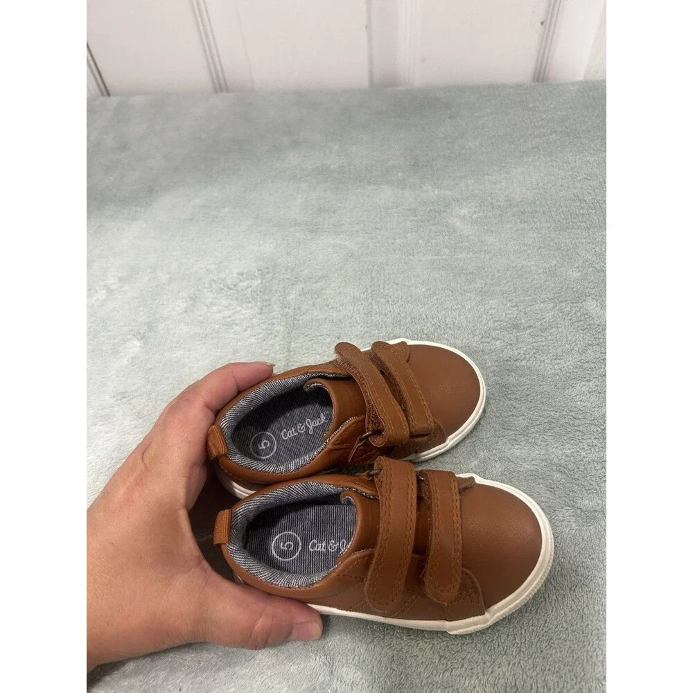 Cat & Jack pre owned