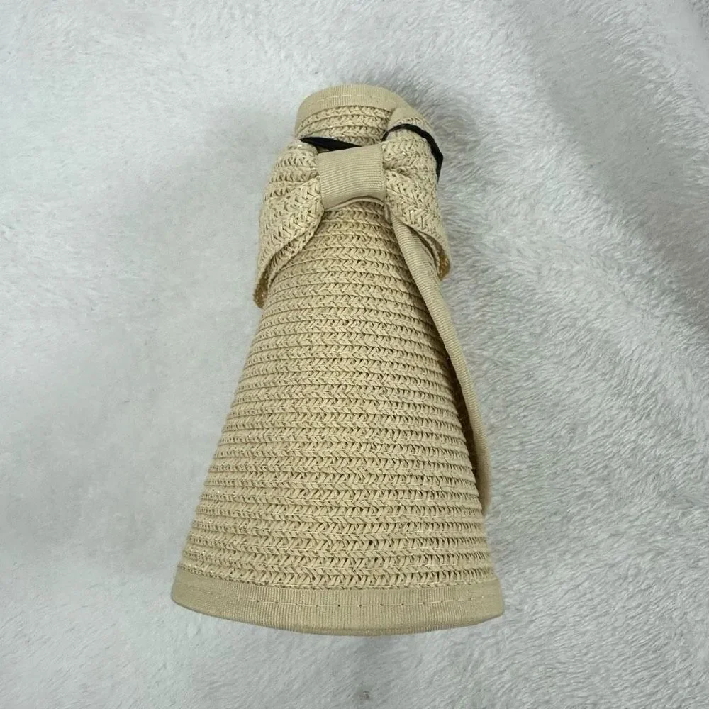 Boutique ships tan smoke