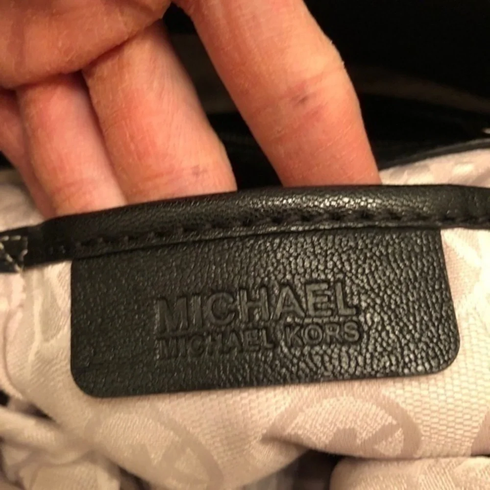 Michael Kors beautiful wear bag