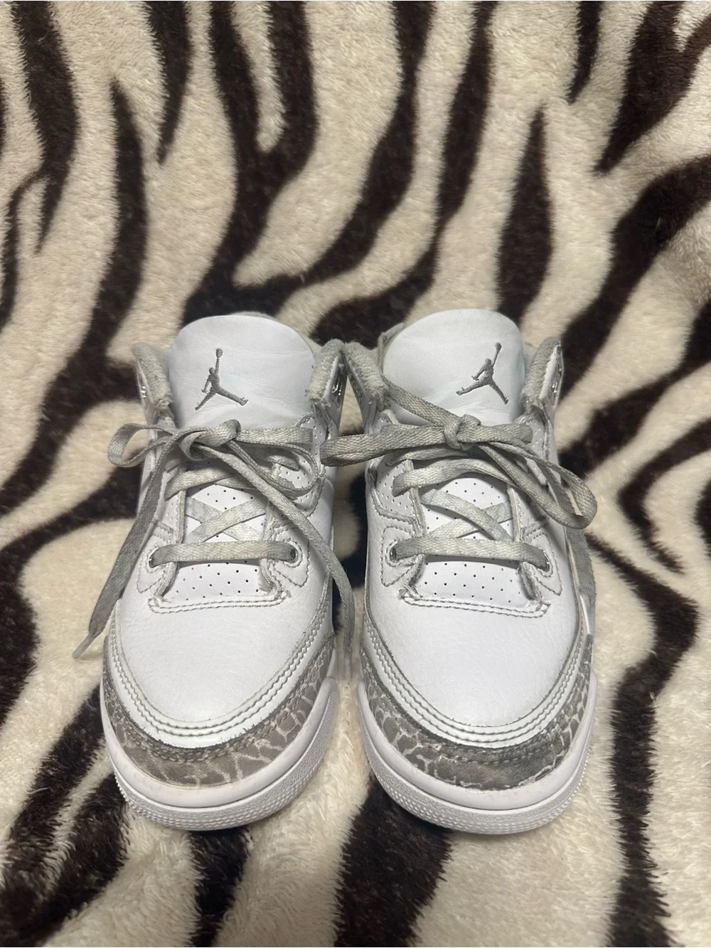 Jordan stylish sneakers