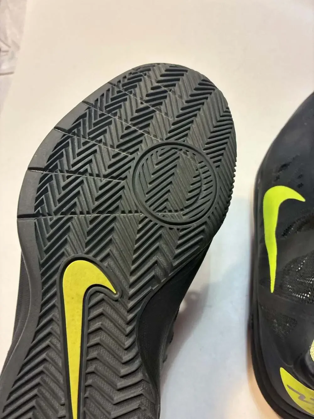 Nike Air Max Hyper Aggressor Men's Basketball Shoes