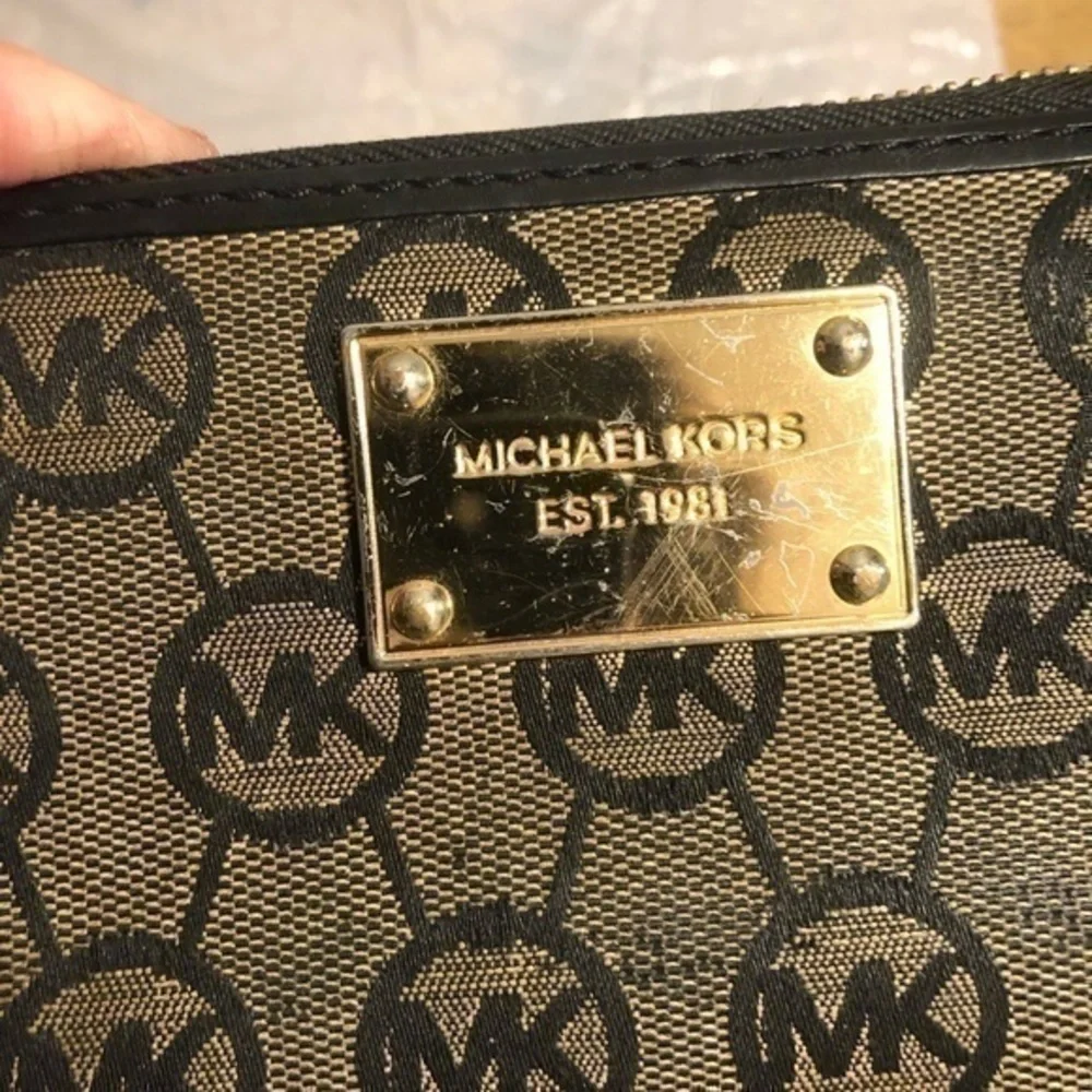 Michael Kors moderate wear