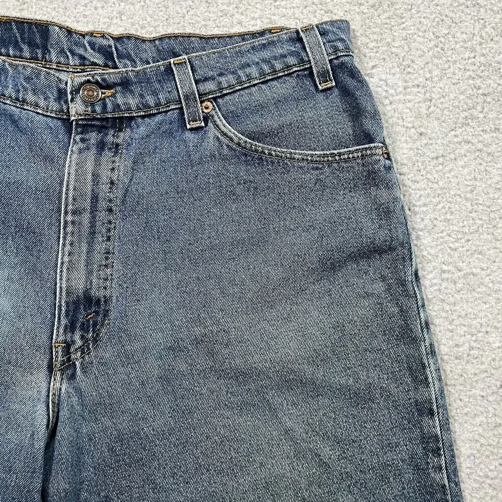 Levis good see