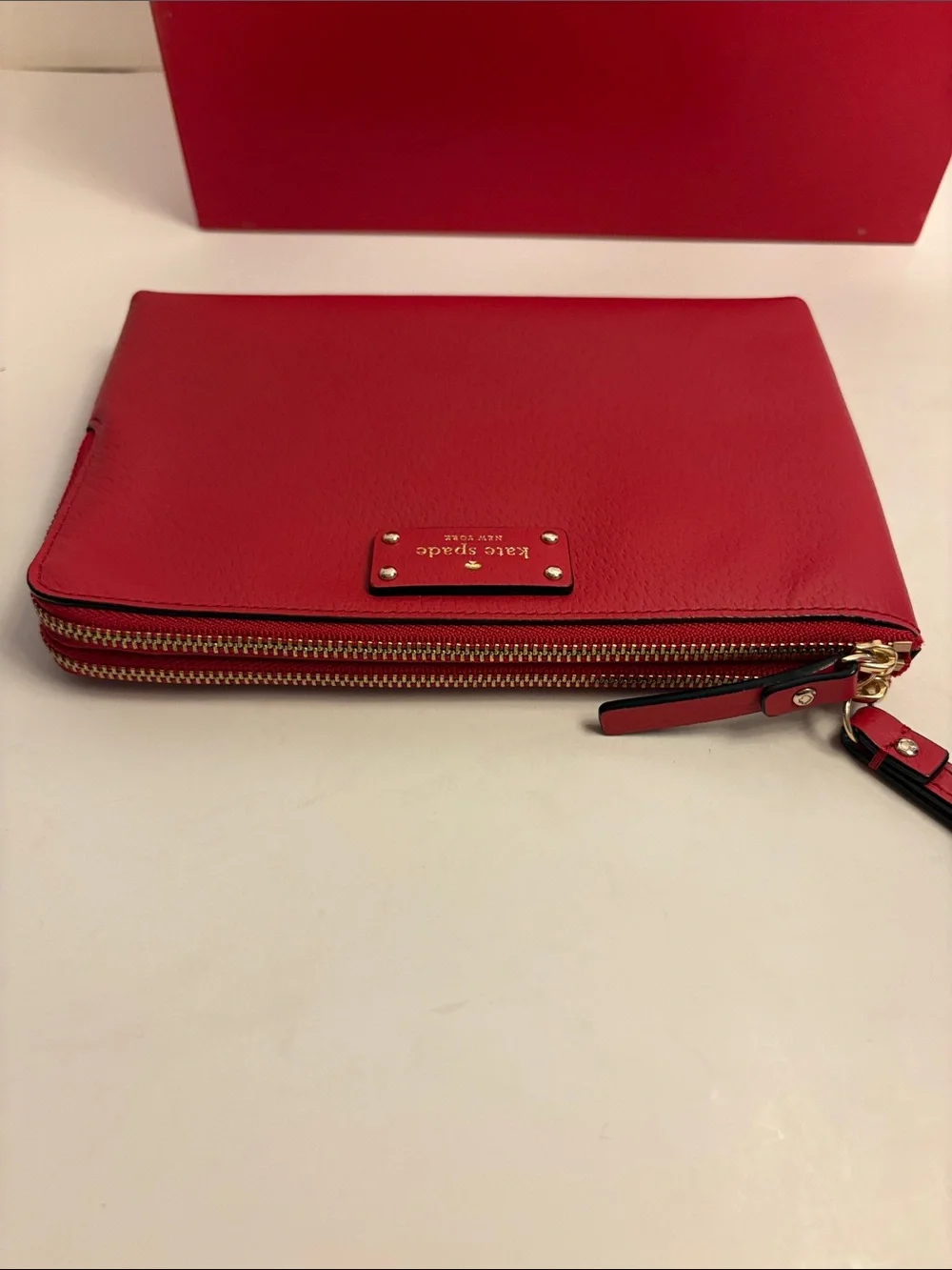 kate spade Red Leather Wristlet with Detachable Strap excellent condition