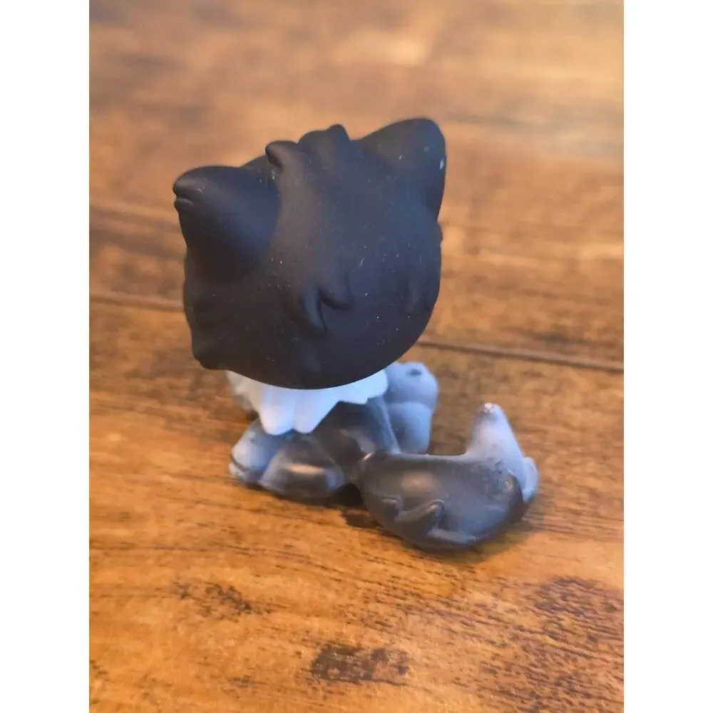 Littlest Pet Shop Black Persian Cat 435 LPS Yellow Eyes Halloween