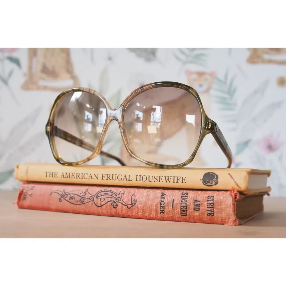 Vintage 1970s Sunglasses JACKIE Disco Retro USA Grandma Chic Beach Yacht