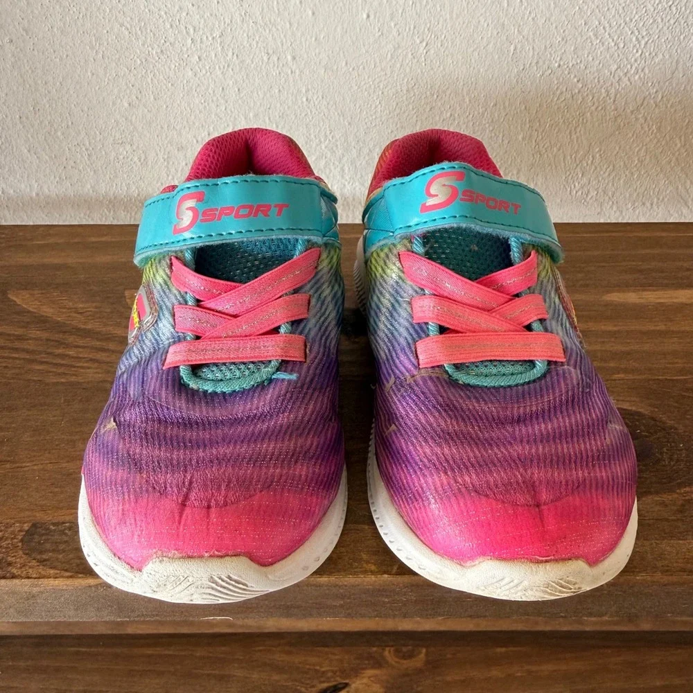 New Balance keywords skechers
