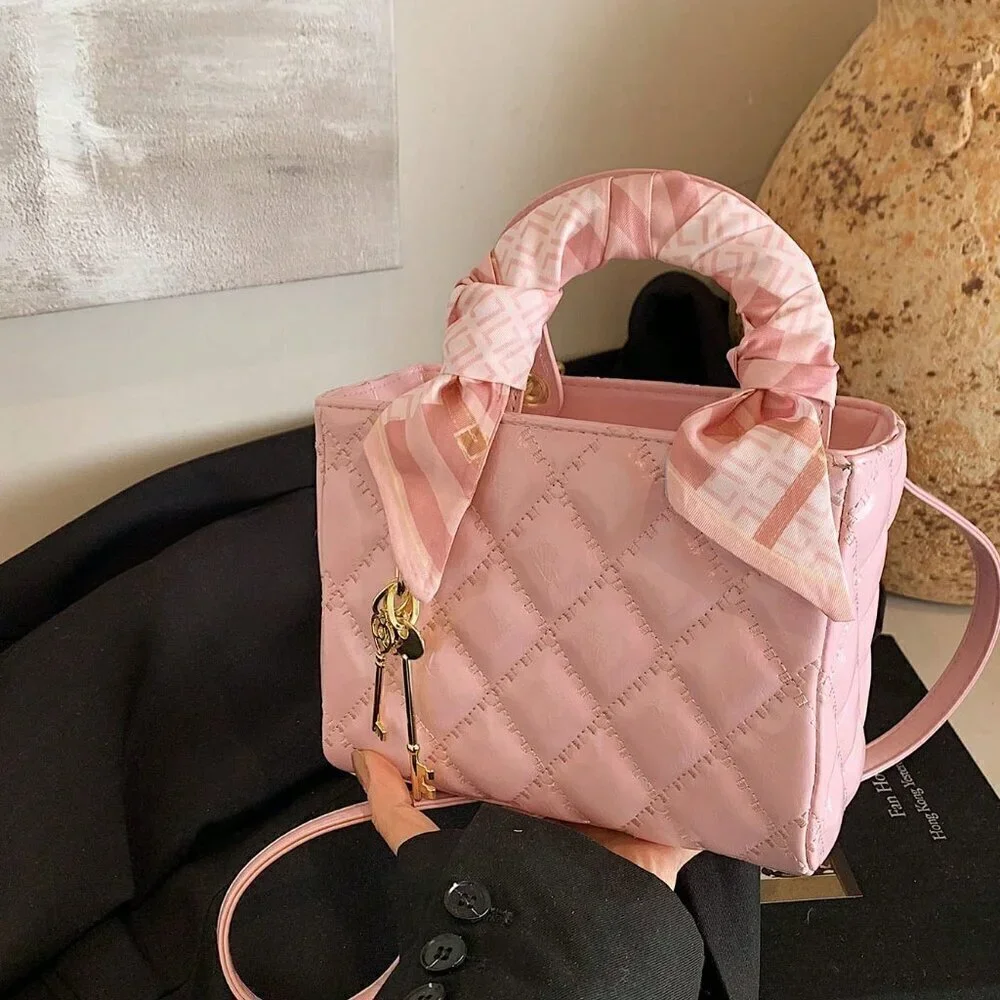 Pink Vintage Women's Diamond Grid Crossbody Handbag