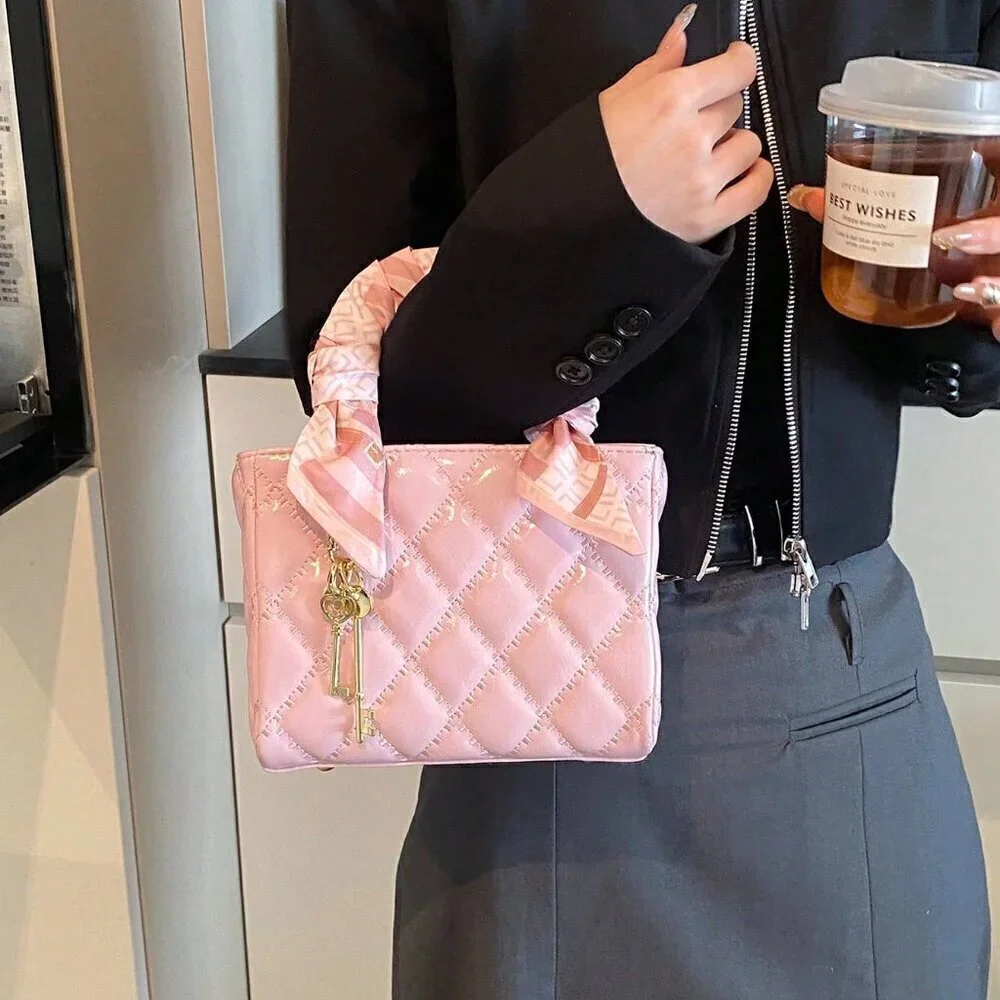 Pink Vintage Women's Diamond Grid Crossbody Handbag
