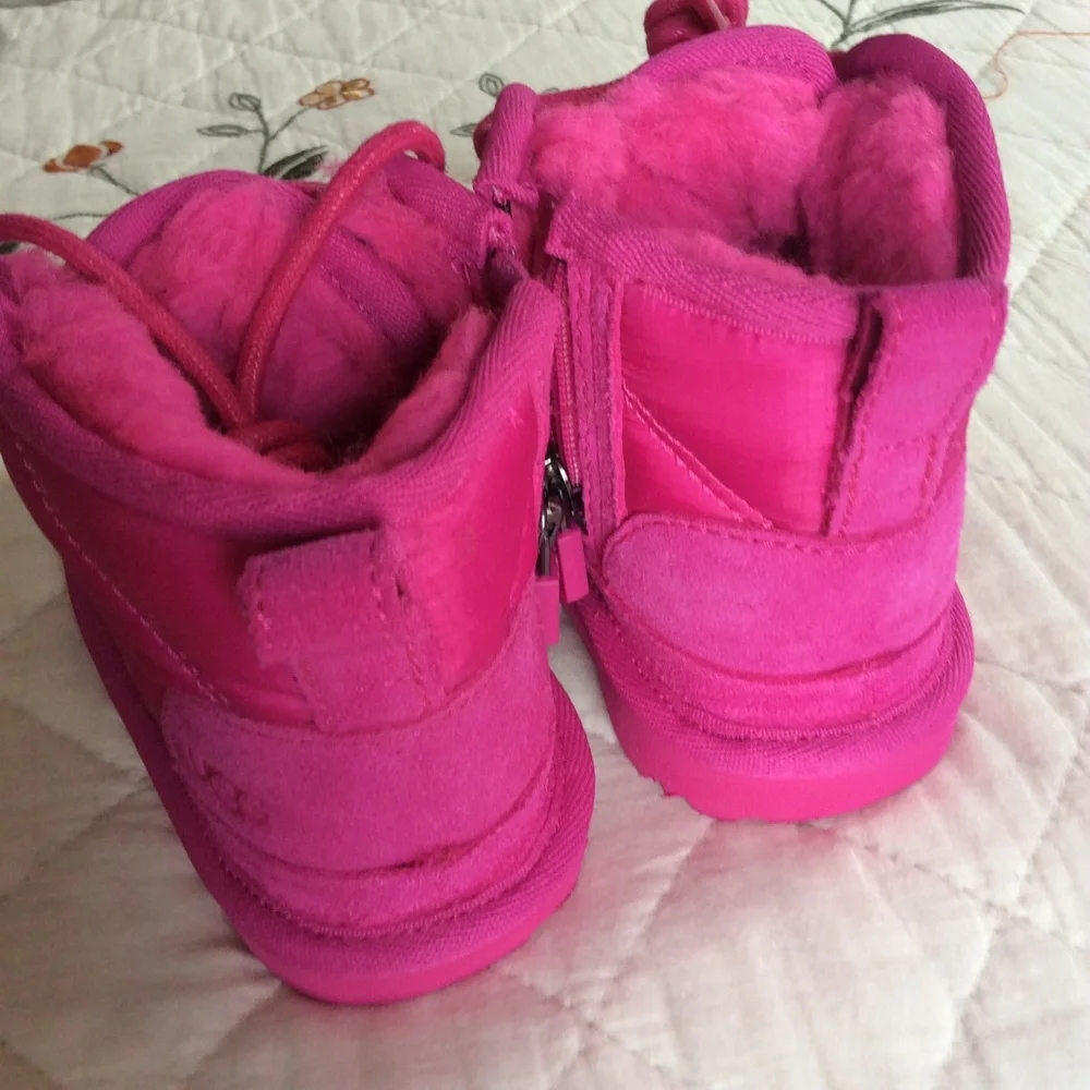 UGG no toddler