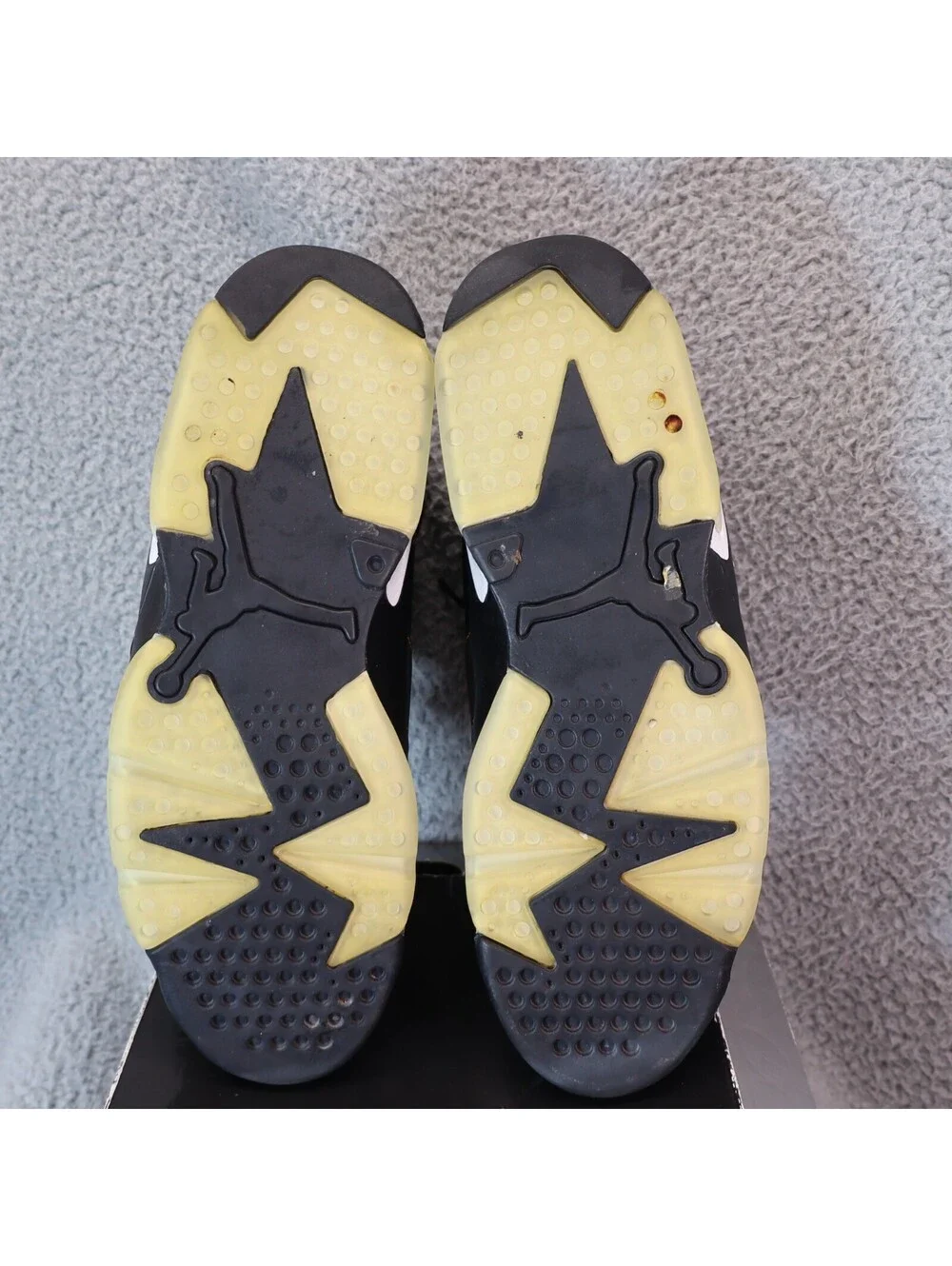 Air Jordan 6 Retro Lakers Size 11 w Box, Read Repair