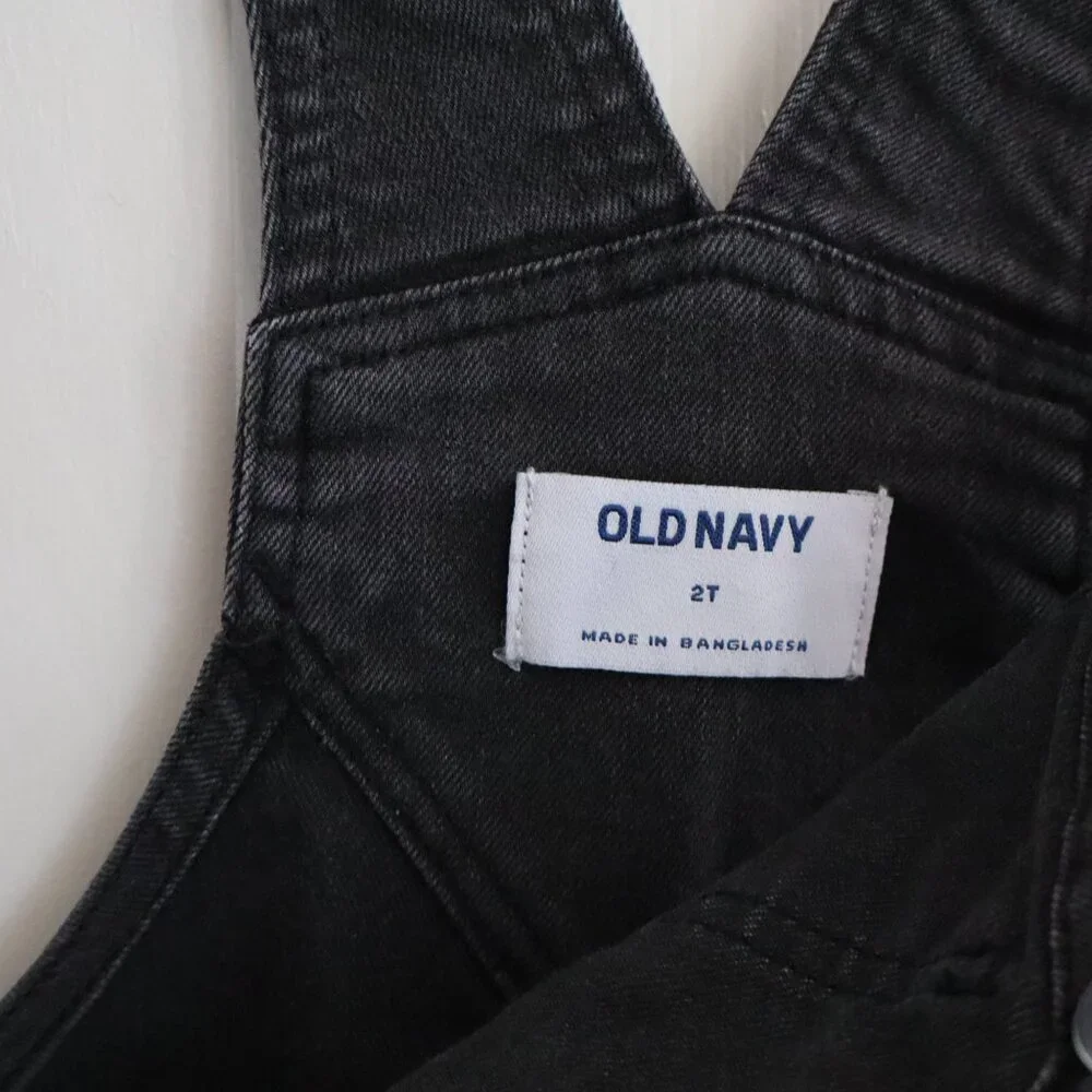Old Navy reposhing this