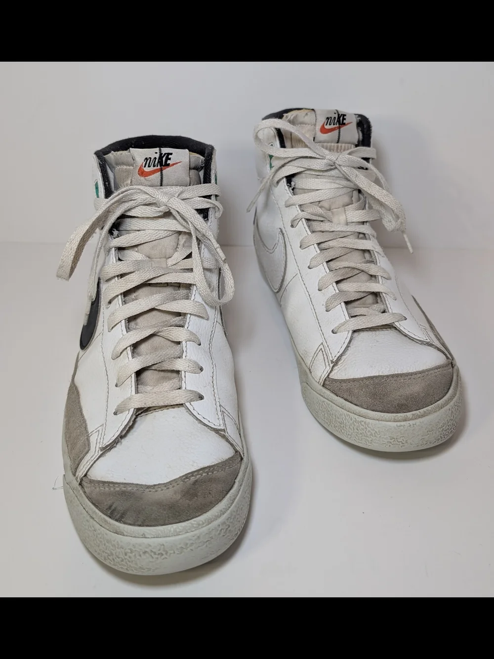 Nike Blazer Mid '77 SE Split White Black DZ2542-100 Men's Size 9 Used