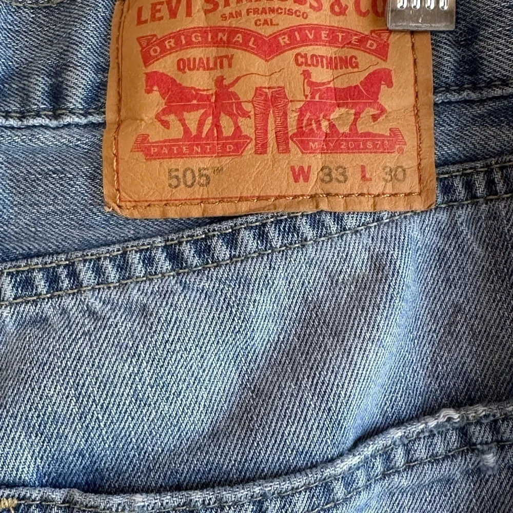 Levis levi’s 505s