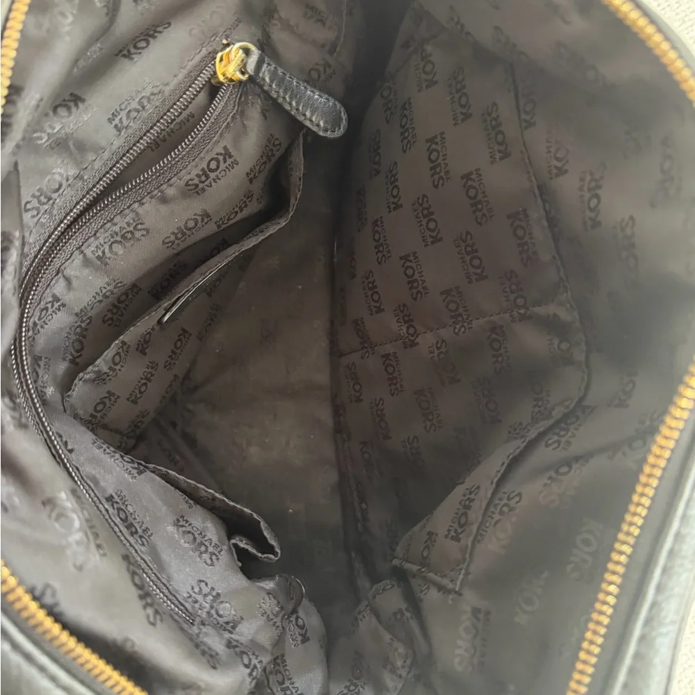 Michael Kors carry leather tote