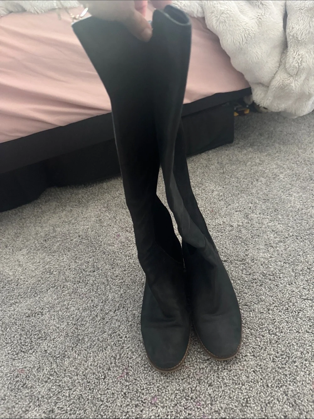 Lucky Brand Black Women's Knee-High Stretch Boots - Classic Sleek Design