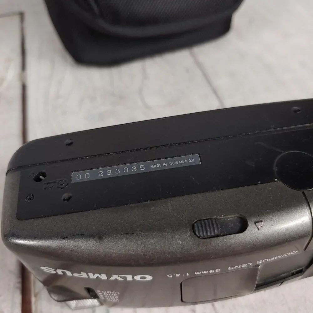Olympus Trip MD2 Film Camera Point Shoot 35mm 1:4.5 Lens FinePix Case UNTESTED