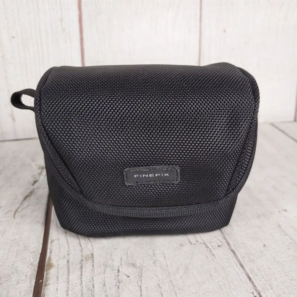 Olympus Trip MD2 Film Camera Point Shoot 35mm 1:4.5 Lens FinePix Case UNTESTED