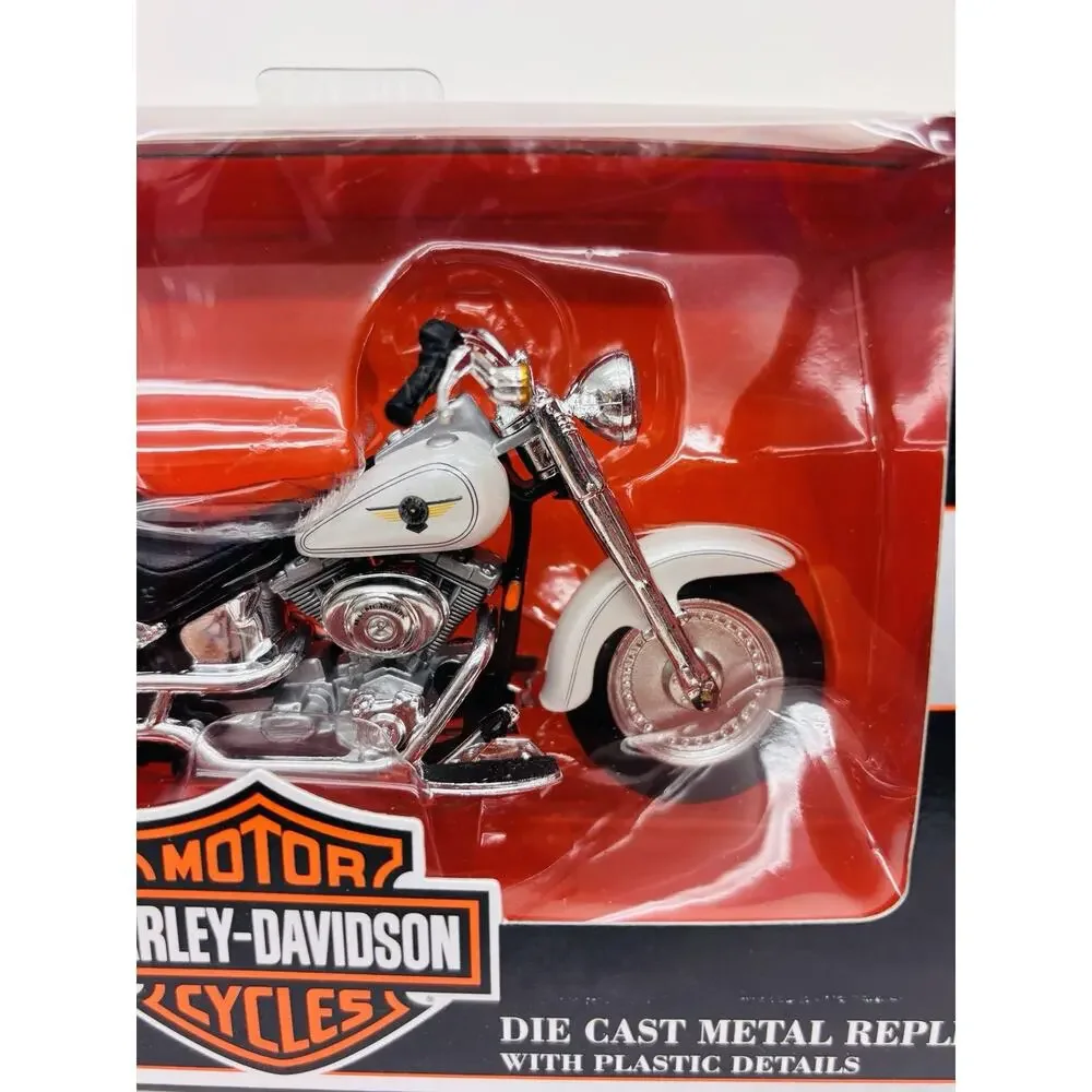 maisto 18 harley