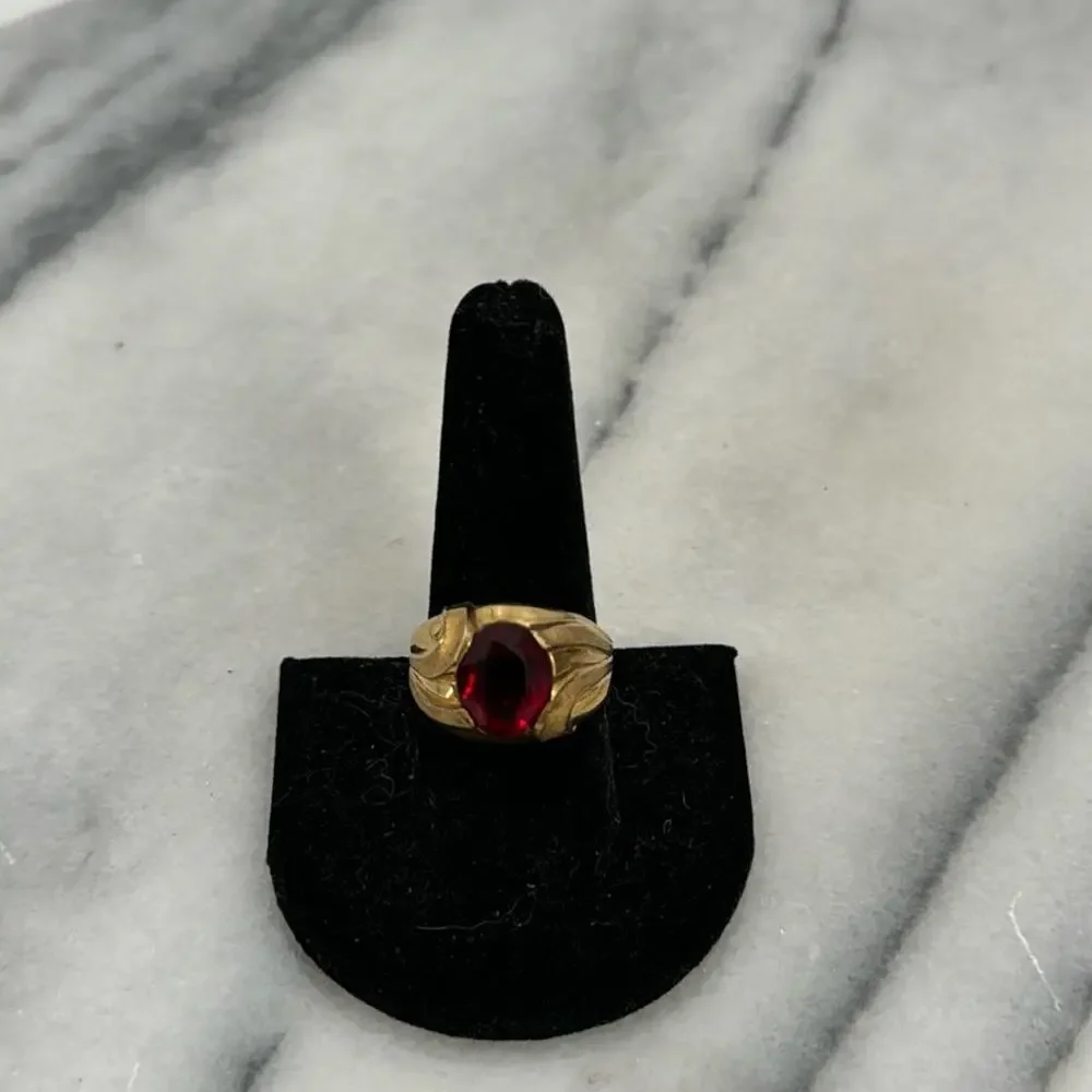 Vintage 10k gold filled red stone thick banded ring size 9.75