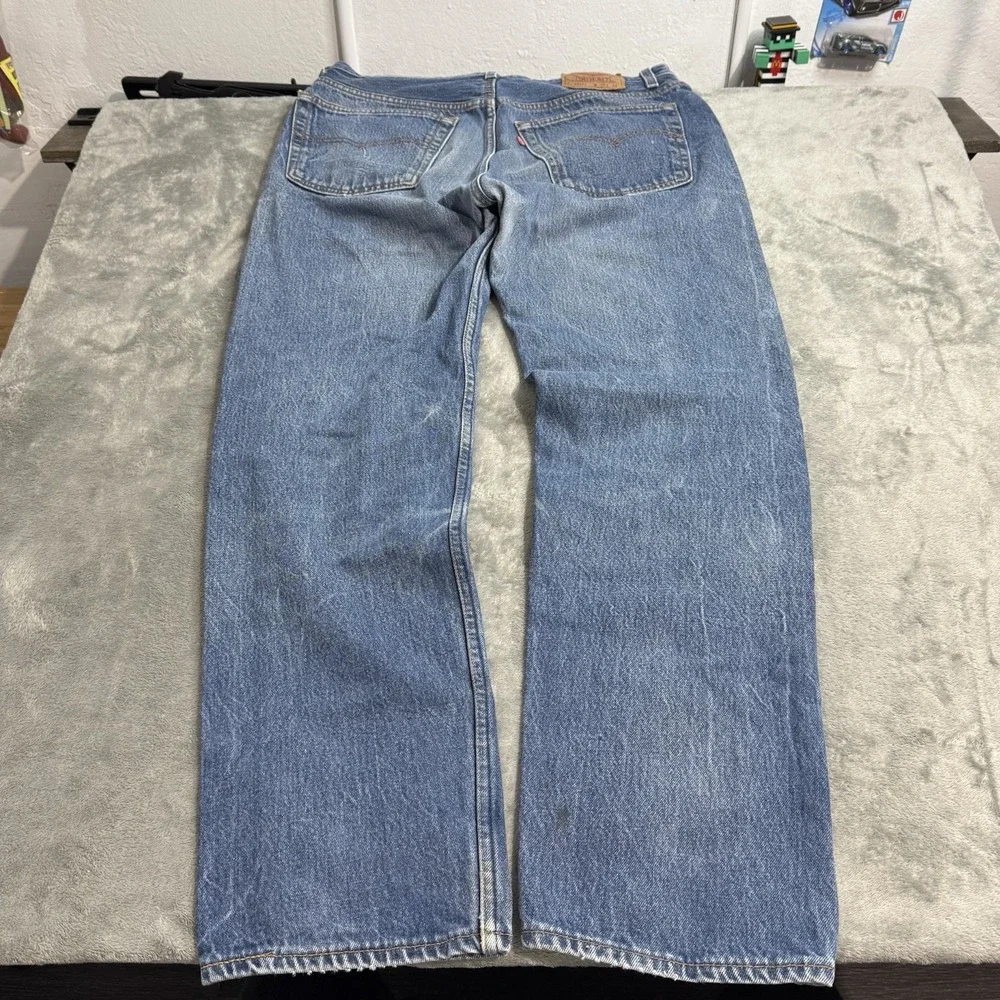 Levis all marks