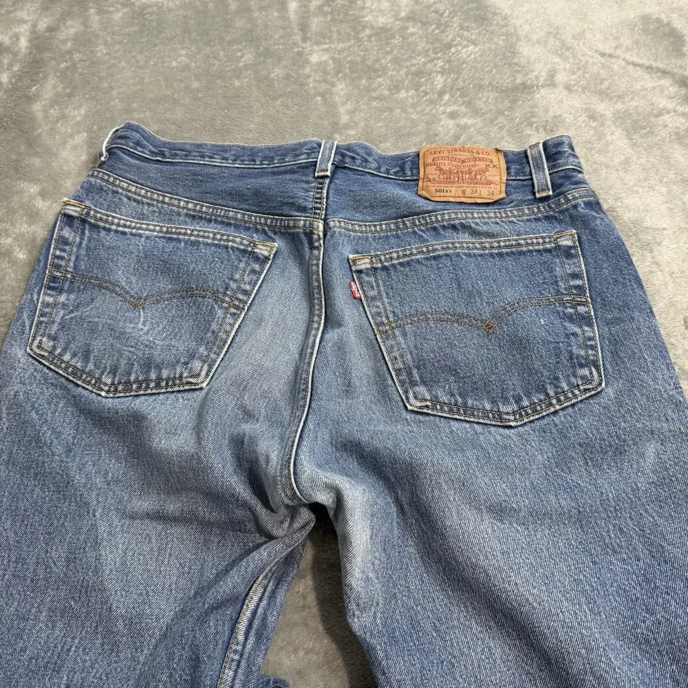 Levis all marks