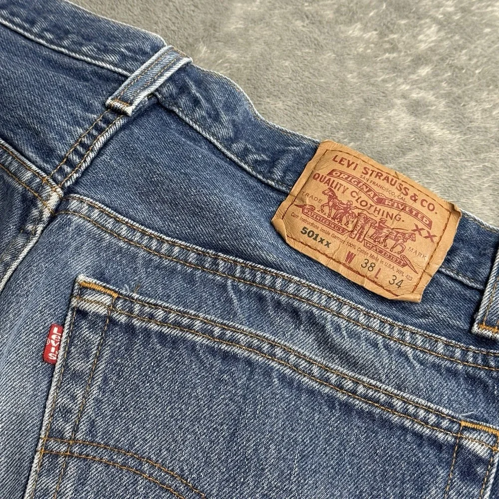Levis all marks
