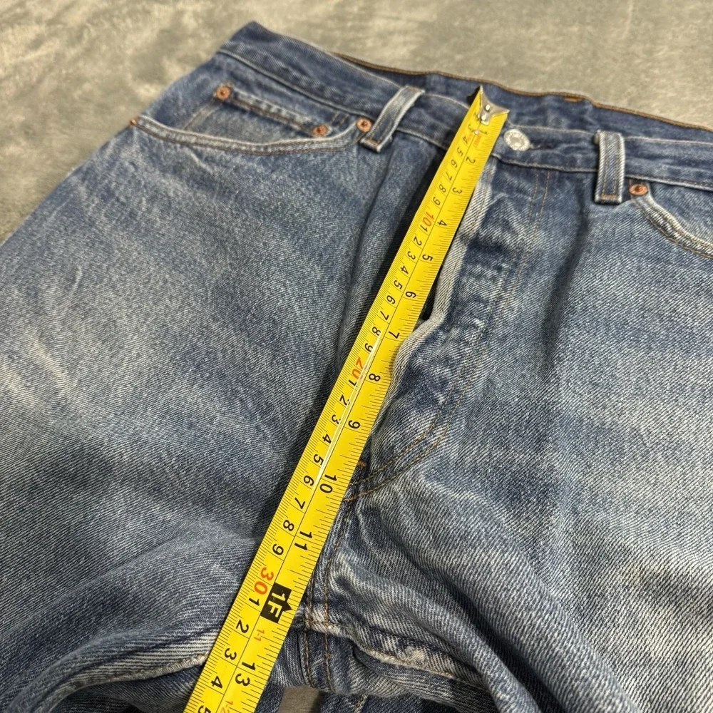 Levis all marks