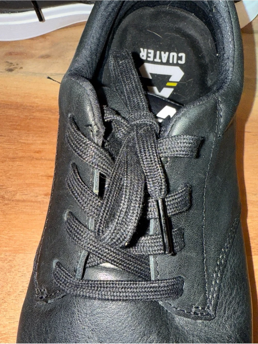 Men’s 10.5 Cuater By Travis Mathew Golf Shoes Black Leather Moneymaker Spikeless