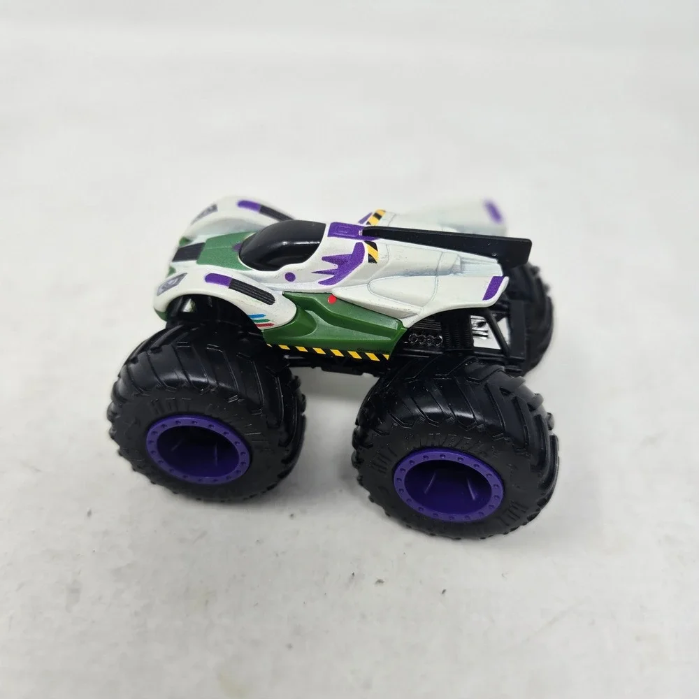 Hot Wheels collectors stripe