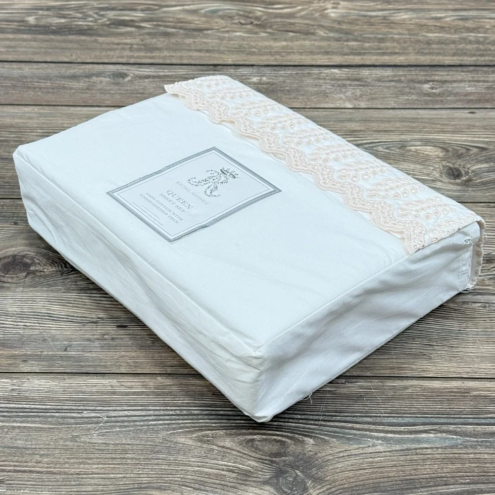 Rachel Ashwell sleep eyelet