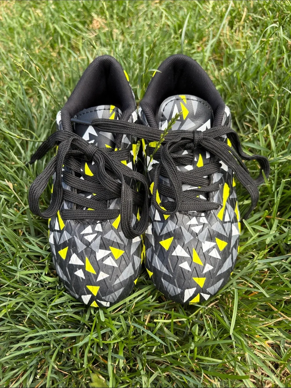 Kids Black and Yellow Patterned Athletic Shoes