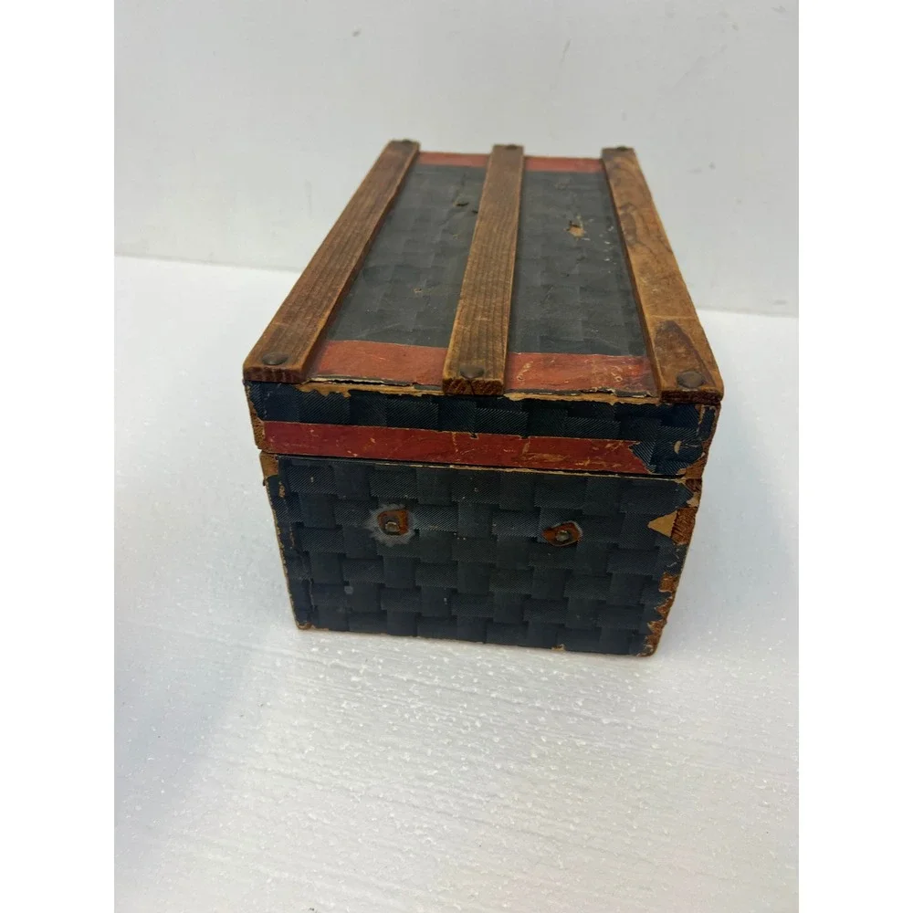 Unbranded antique dollhouse