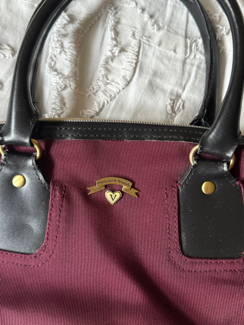 Victorias Secret compact victoria