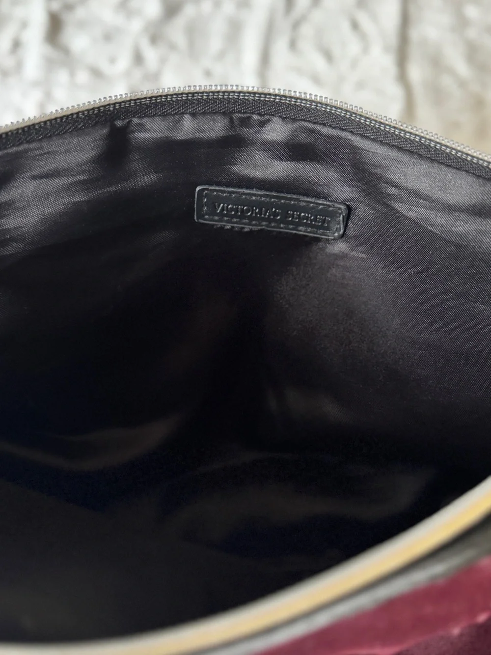 Victorias Secret compact victoria