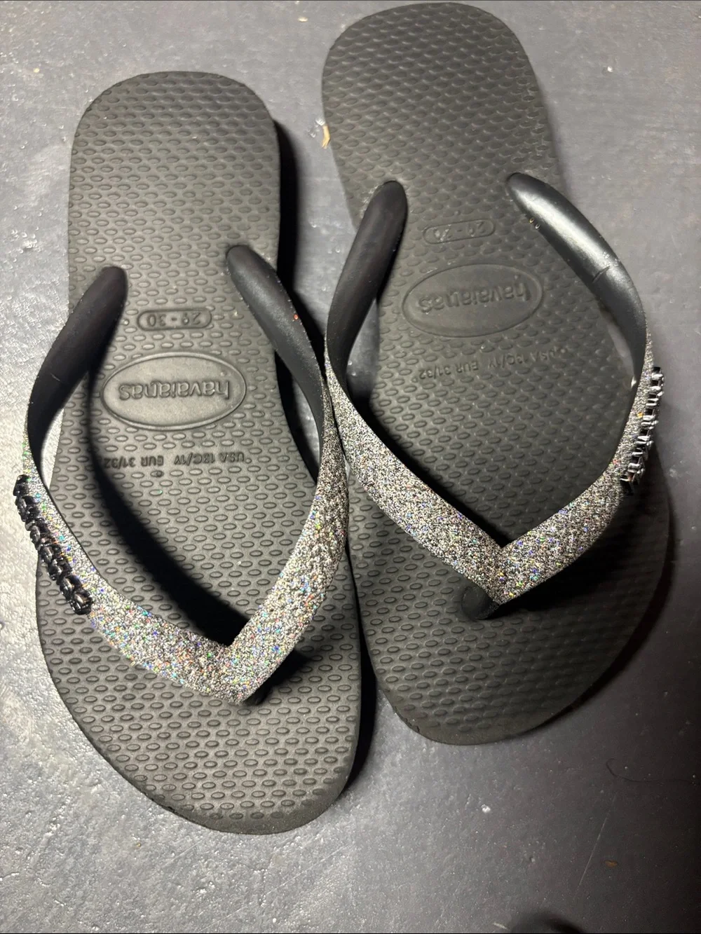 Havaianas used but
