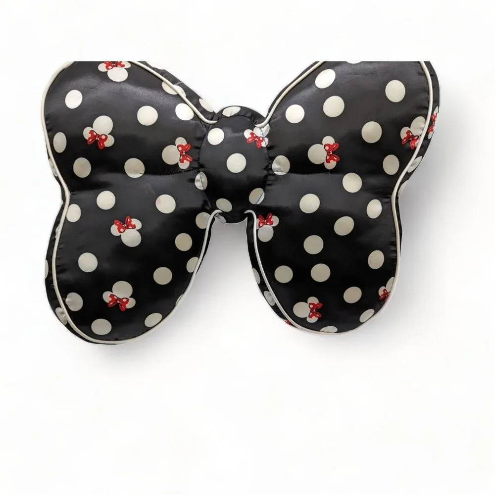 Disney Parks Minnie Mouse Throw Bow Pillow Black Polka Dots and Minnie Mouse