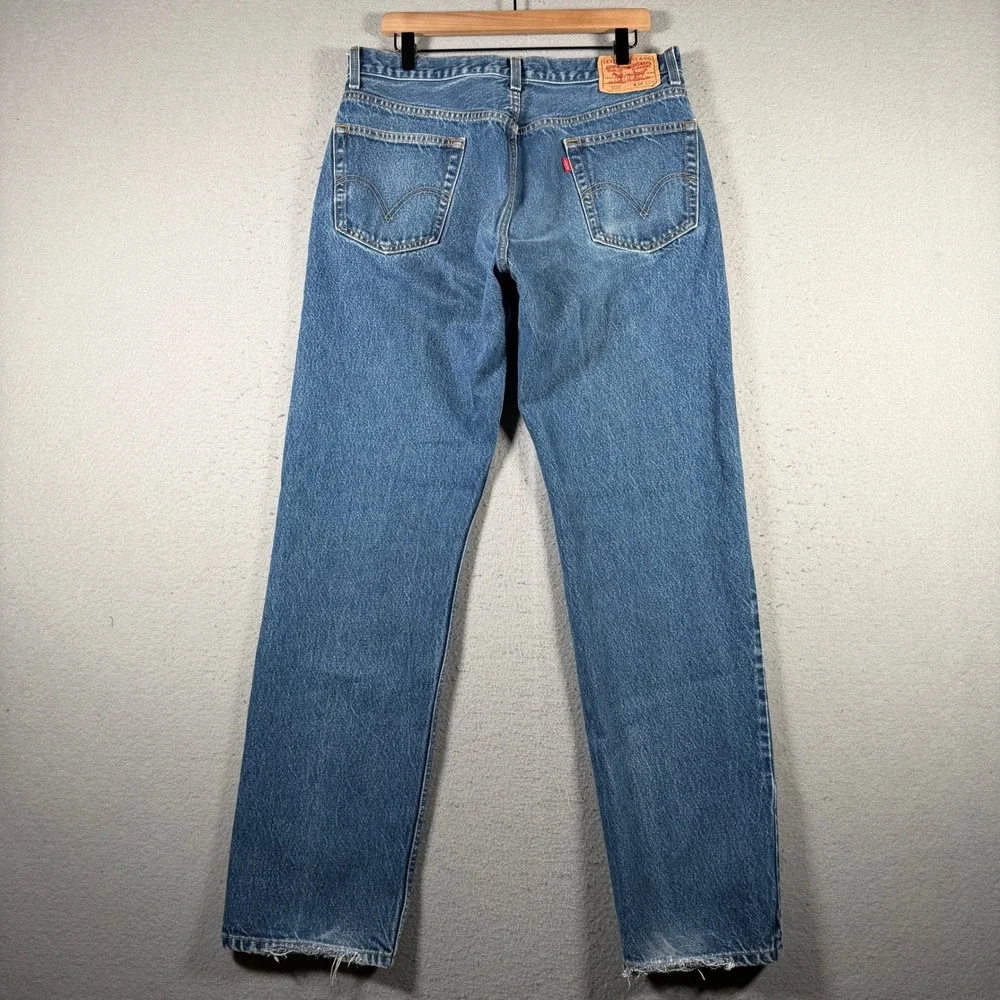Levis levis 505