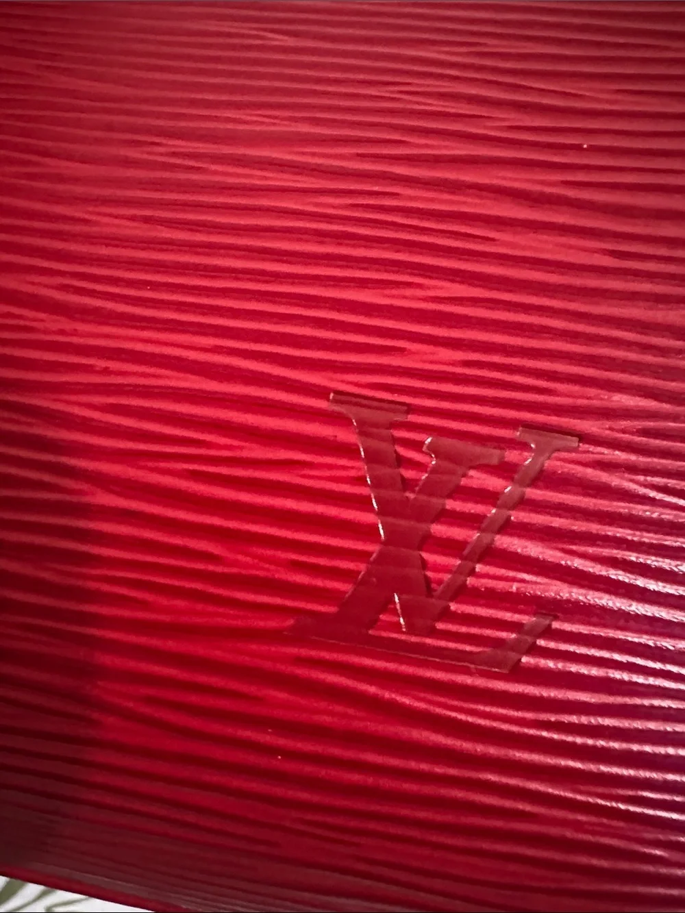 Louis Vuitton preowned manage