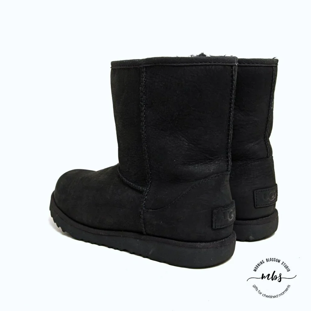 UGG kid size